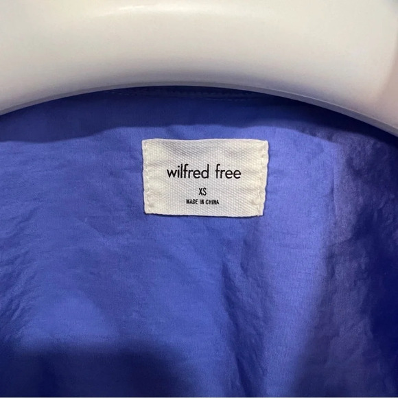 Wilfred Free
Departure Shirt size  XS - Picture 7 of 10